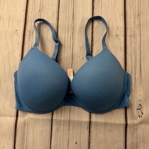 Victorias Secret Size PINK 34D Bra Wear Everywhere Super Push-Up Underwire Sexy